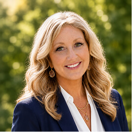 Mandi Moynihan, CFP, Chief Marketing Officer and Senior Advisor at Astoria Strategic Wealth